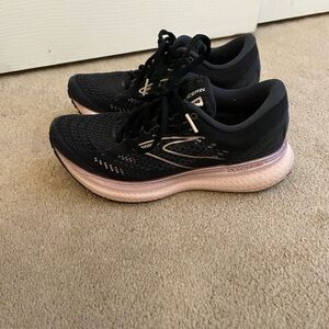 Brooks Women's Black and Light Pink Athletic Shoes